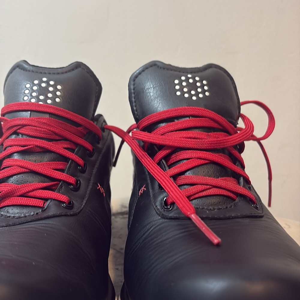 Puma BioDrive Leather Golf Shoes Spikes Black Red Contrast Laces Golfing 9.5